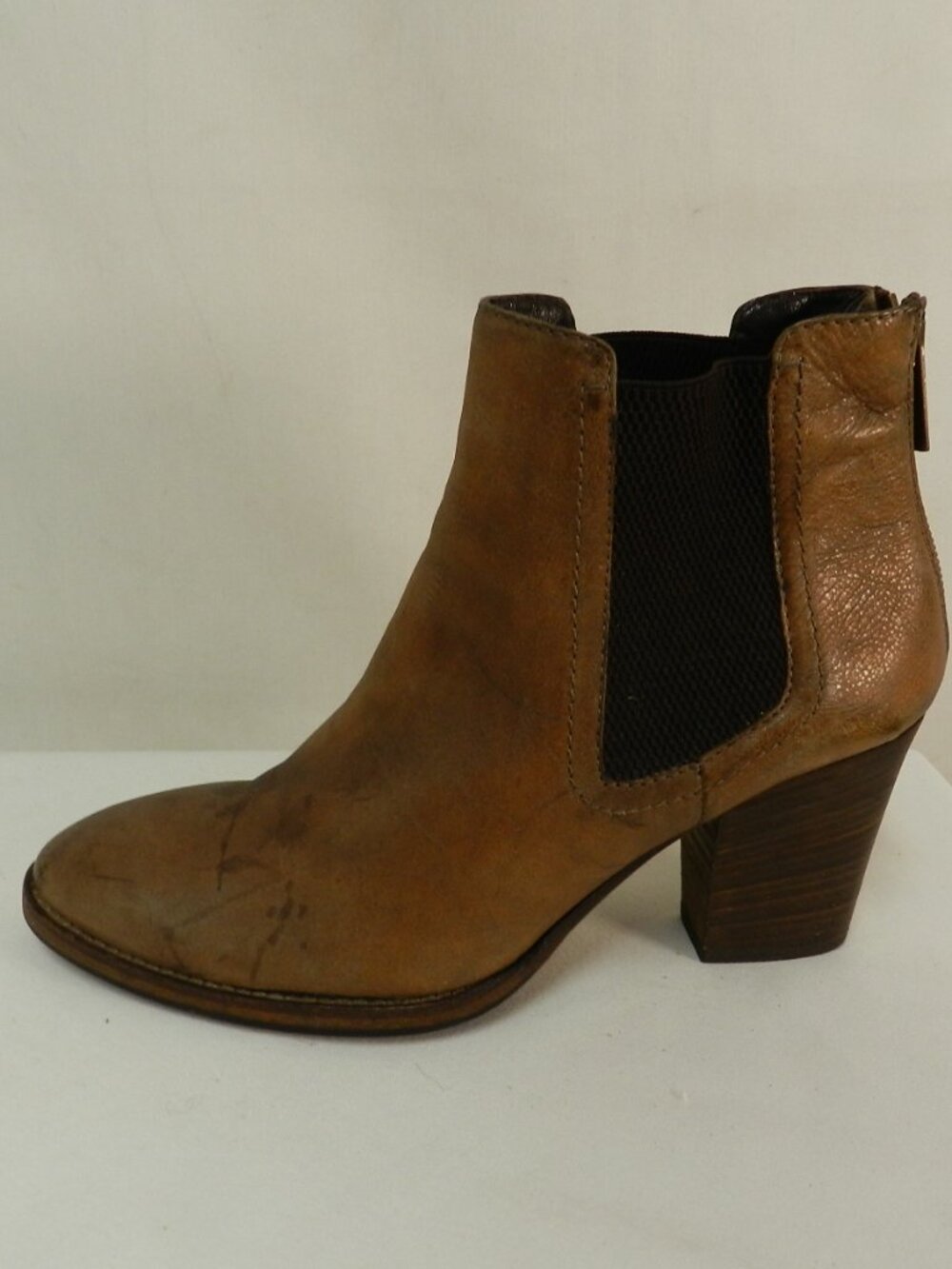 Aquatalia Leather ankle pull on boots booties w/ stretch brown Italy Size Sz 9.5